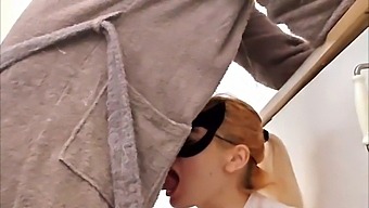 Step-Sister Seduces Teen To Clean Dishes And Have Sex