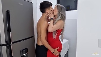 La Milf Monique Fuentes Et Son Amant Danner Mendez Se Livrent À Des Actes Sexuels Tabous